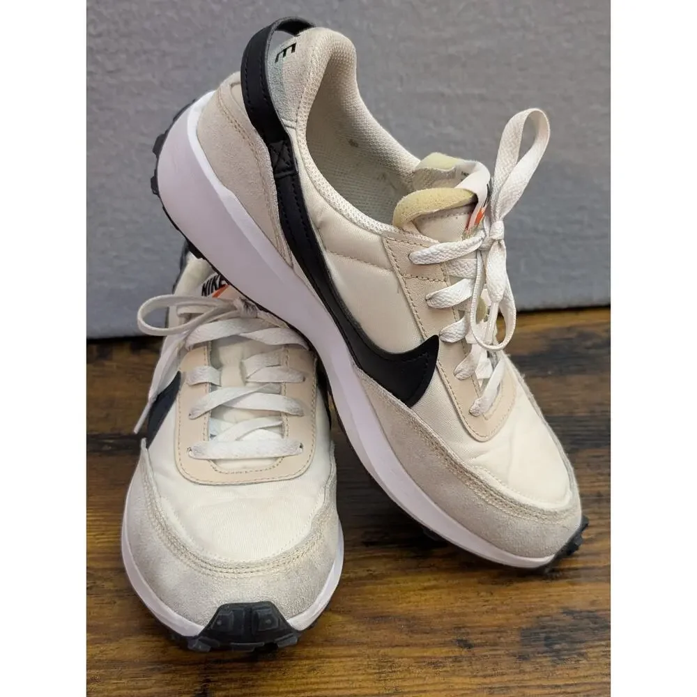 Nike Shoes Women's 8 Cream Black Waffle Debut Sail Black Trainers Sneakers